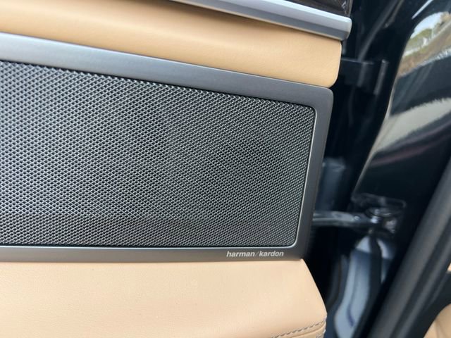 Used 2019 BMW 740i w/ Executive Package image 20