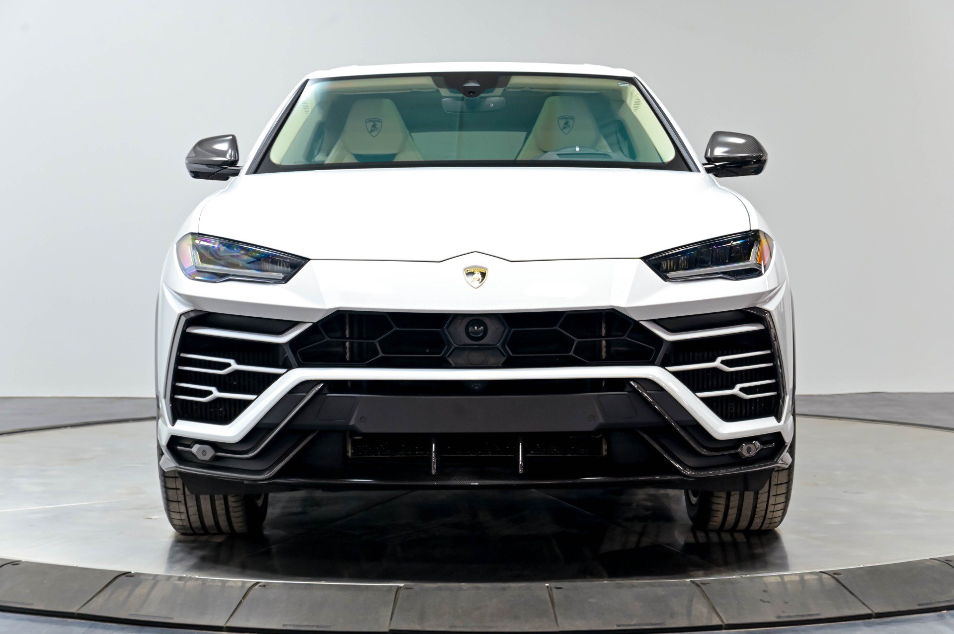 Used 2020 Lamborghini Urus AWD/4WD image 51