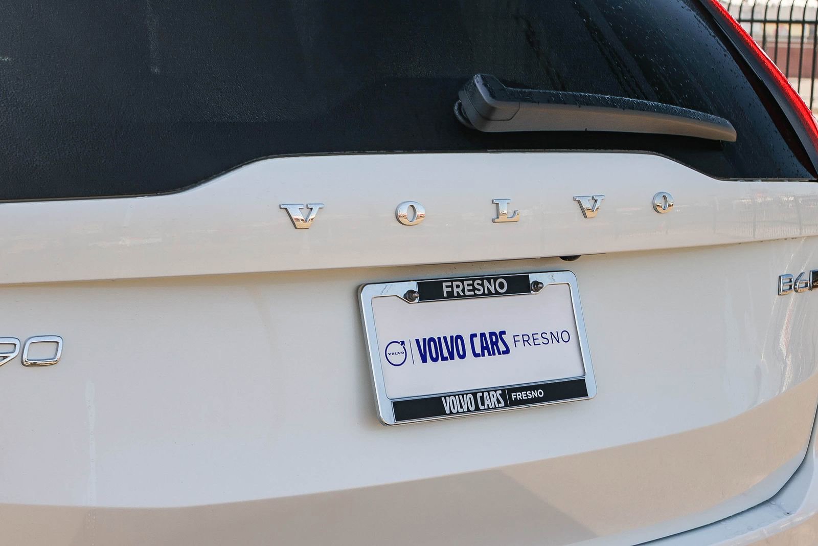 New 2026 Volvo XC90 B6 Ultra w/ Protection Package image 12