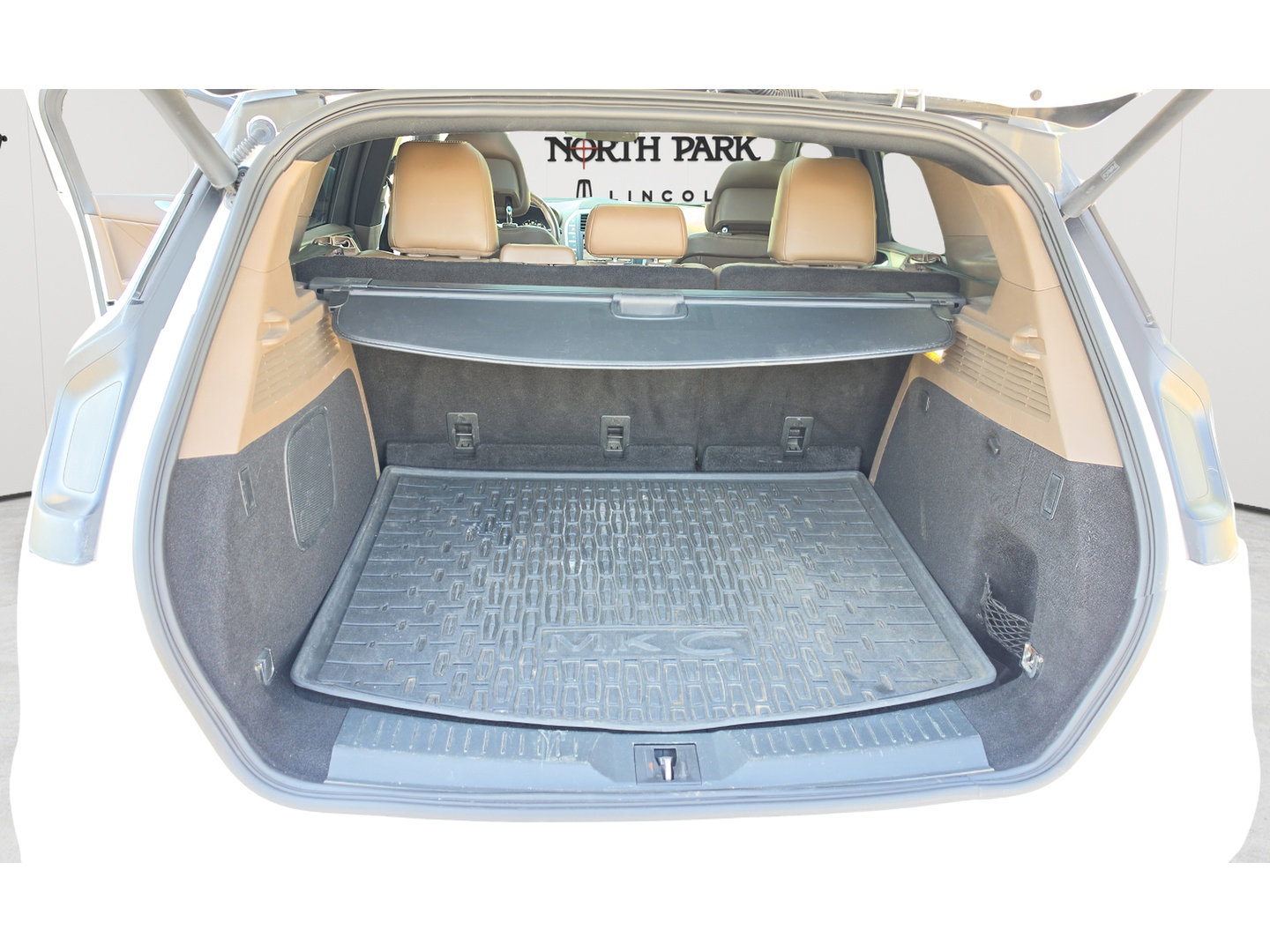 Used 2015 Lincoln MKC FWD w/ Equipment Group 102A Reserve image 24