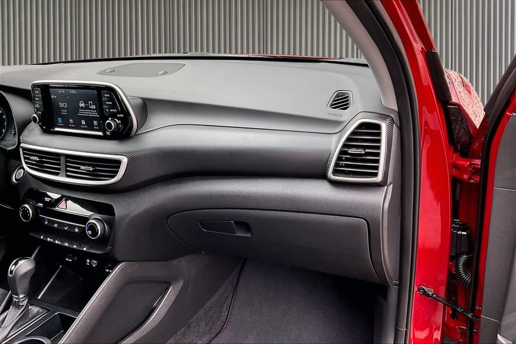 Certified 2021 Hyundai Tucson Value FWD image 17