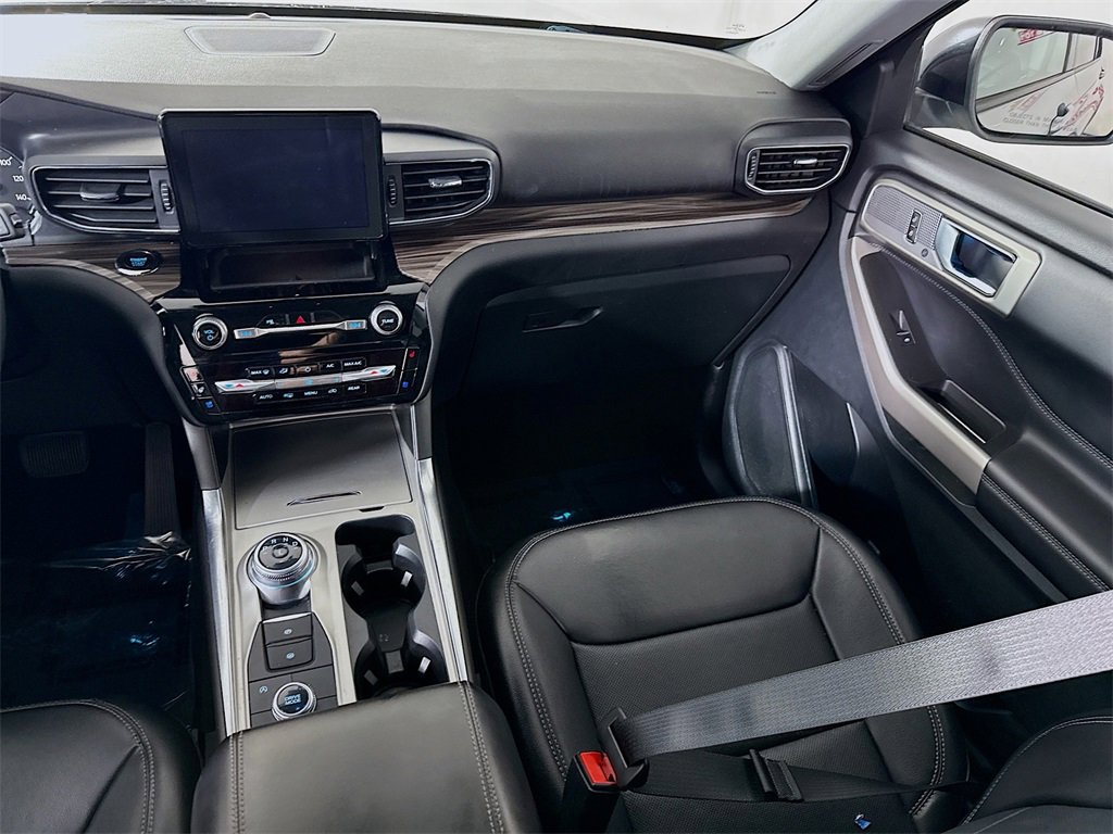Used 2024 Ford Explorer Limited image 26