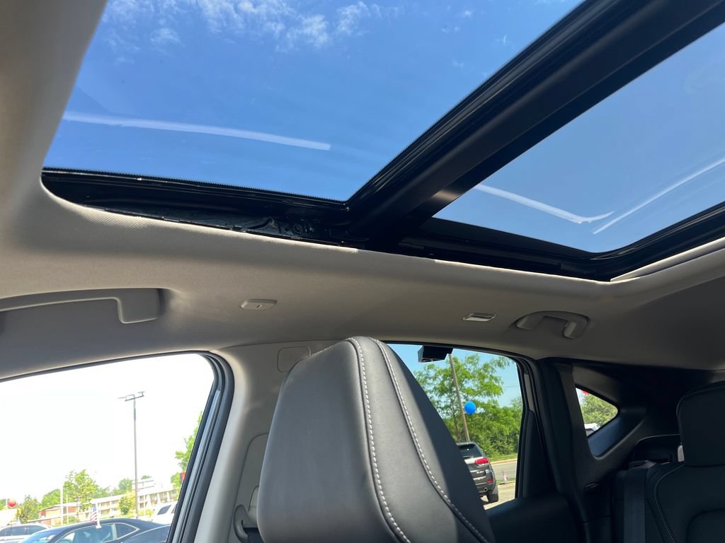 Used 2025 Nissan Murano SL AWD/4WD image 19