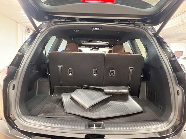 Certified 2023 Kia Telluride EX w/ EX Captain's Chair Package FWD image 27