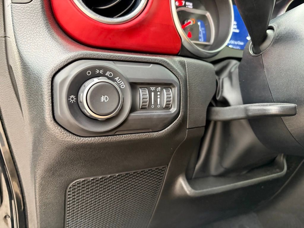 Used 2022 Jeep Wrangler Rubicon w/ Cold Weather Group image 26