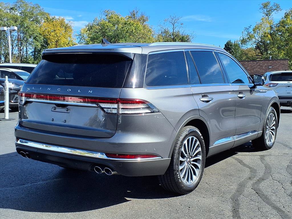 Certified 2023 Lincoln Aviator Reserve w/ Equipment Group 201A image 7