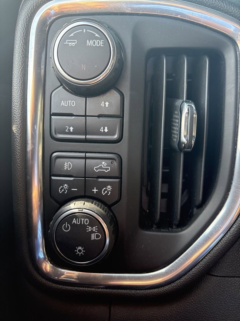 Used 2020 Chevrolet Silverado 1500 LT Trail Boss w/ Convenience Package image 19