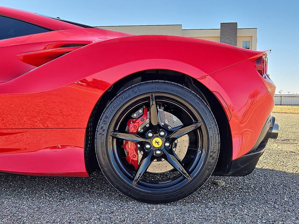 Used 2020 Ferrari F8 Tributo image 13