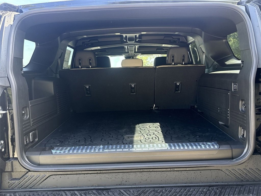 New 2026 GMC Hummer EV SUV image 25