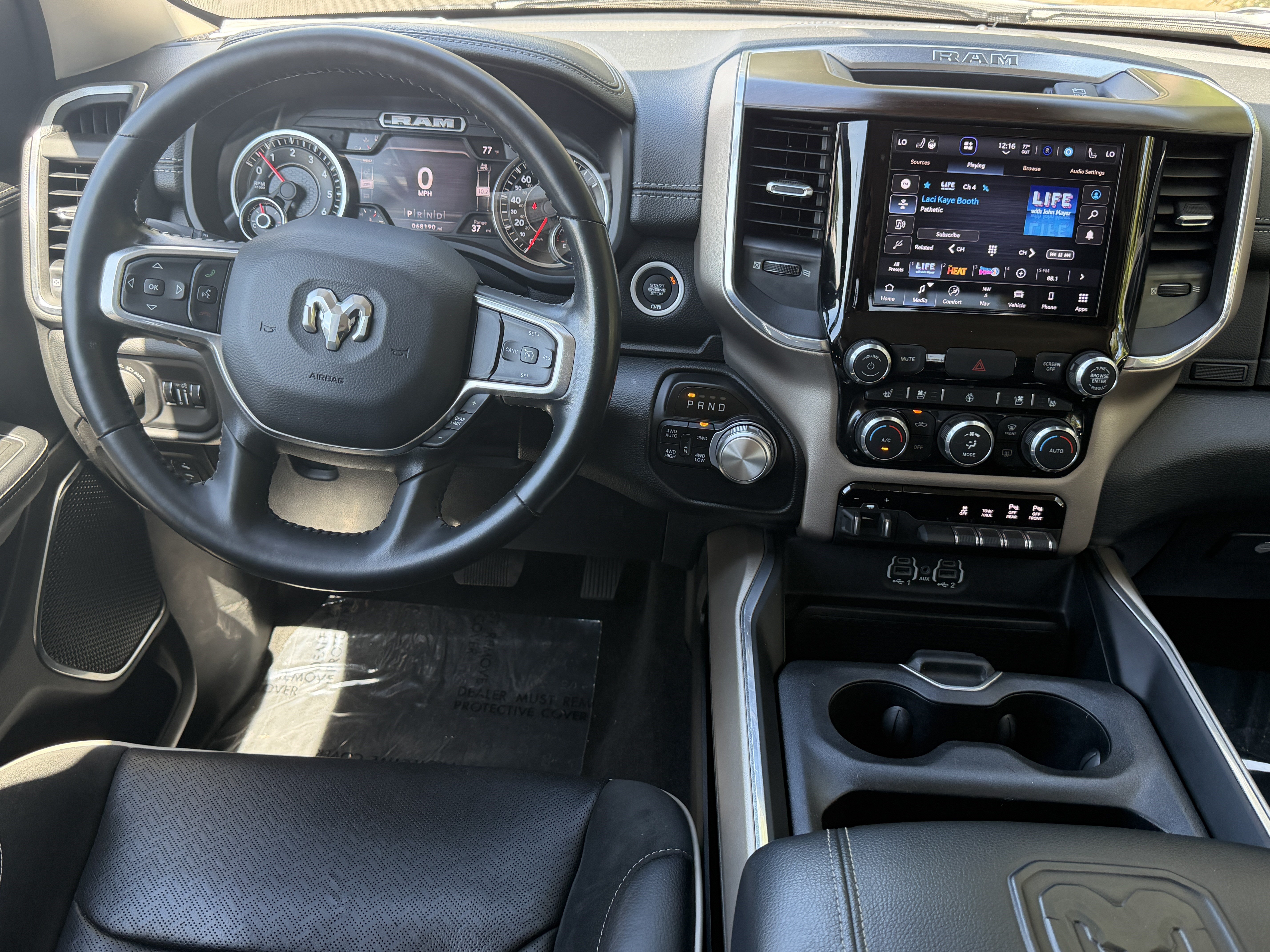 Used 2022 RAM 1500 Laramie AWD/4WD image 21