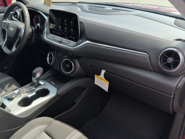 New 2026 Chevrolet Blazer LT w/ Convenience Package FWD image 36