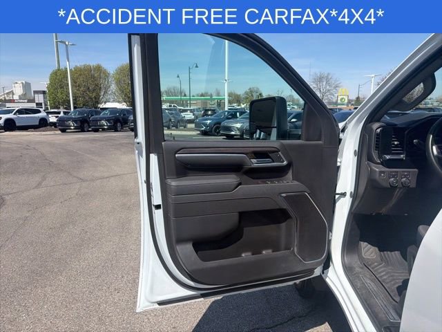 Used 2025 Chevrolet Silverado 2500 LT w/ Convenience Package image 24