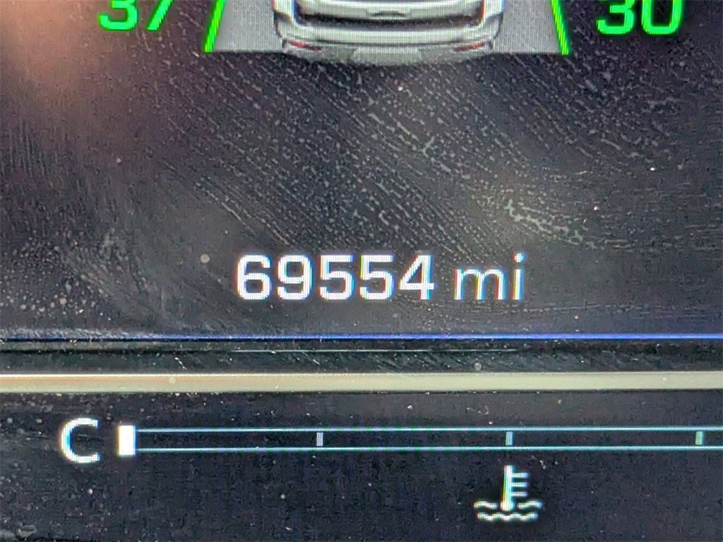 Used 2023 Chevrolet Tahoe LT image 2