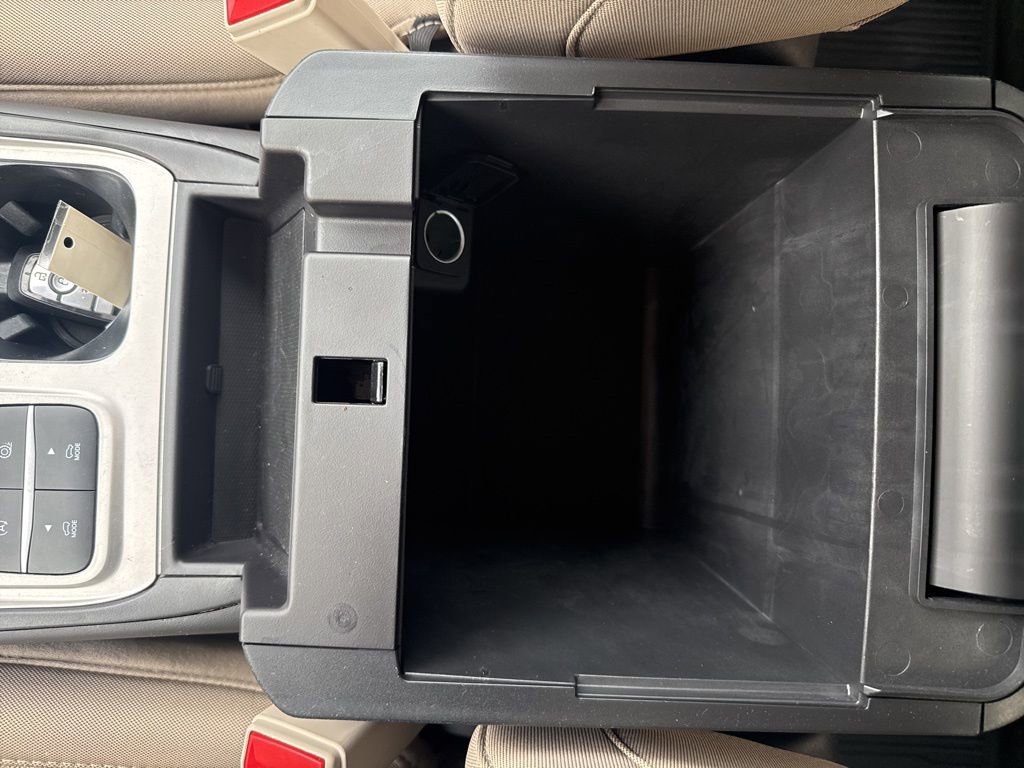 Used 2023 Ford Explorer XLT image 42