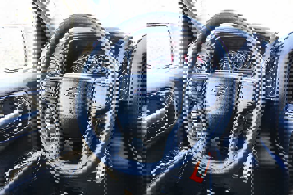 Used 2021 Chevrolet Silverado 1500 Custom Trail Boss AWD/4WD image 13