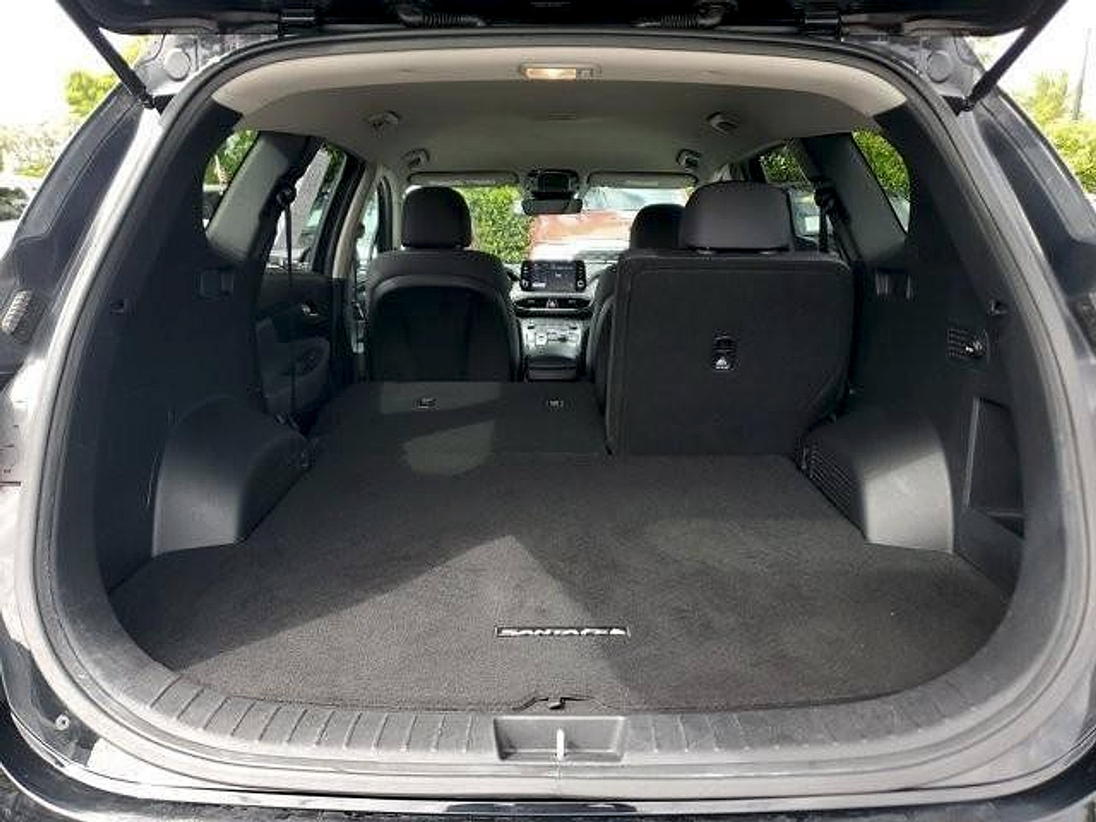 Used 2023 Hyundai Santa Fe SE w/ Cargo Package FWD image 11