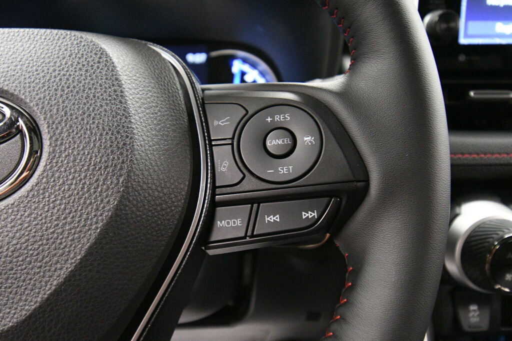 Used 2022 Toyota RAV4 XSE image 21