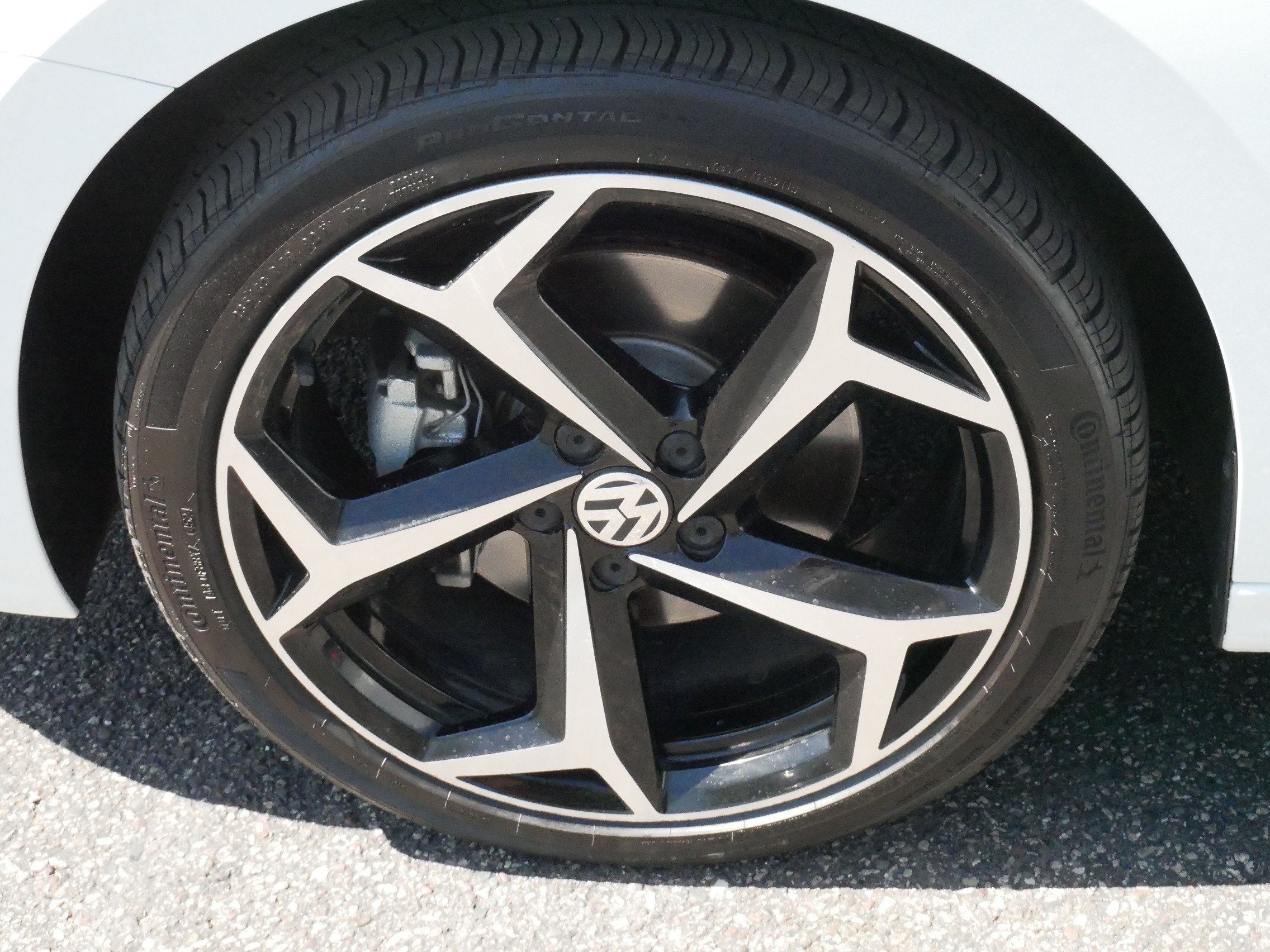 Certified 2020 Volkswagen Passat 2.0T R-Line FWD image 15
