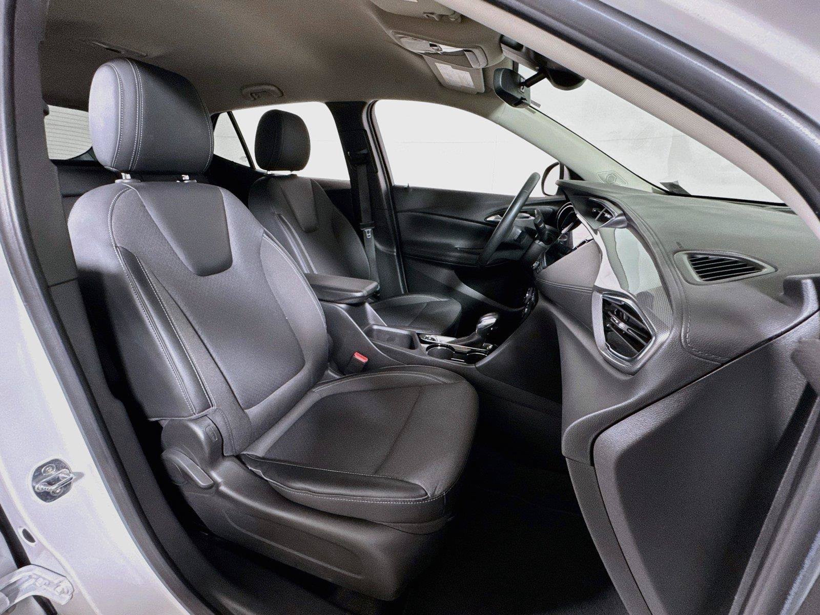 Used 2023 Buick Encore GX Select w/ Sport Touring Package FWD image 26