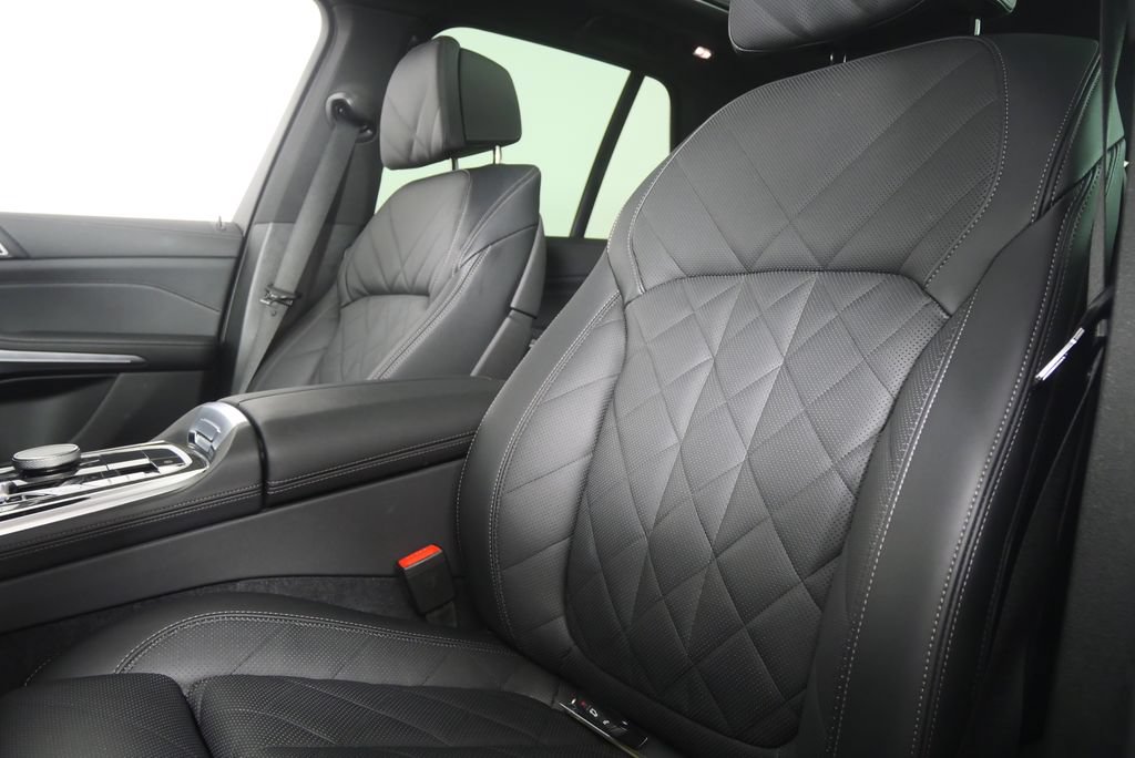 Certified 2026 BMW X5 xDrive40i AWD/4WD image 10