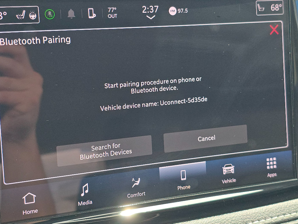 Used 2023 Chrysler Pacifica Touring-L AWD/4WD image 28