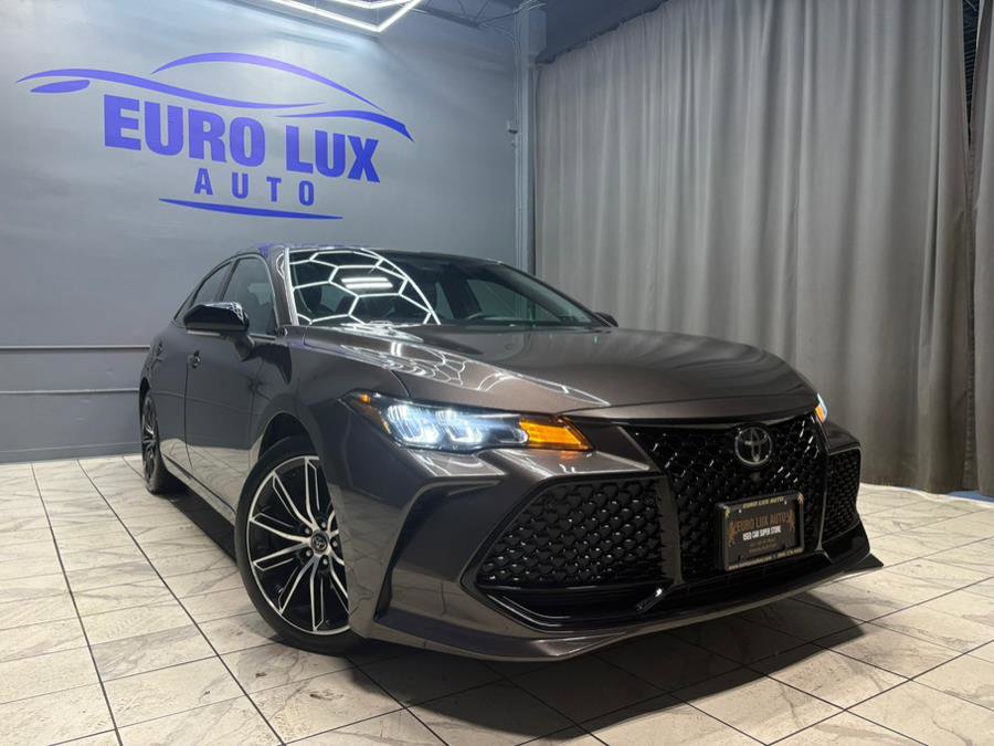 Used 2019 Toyota Avalon XSE