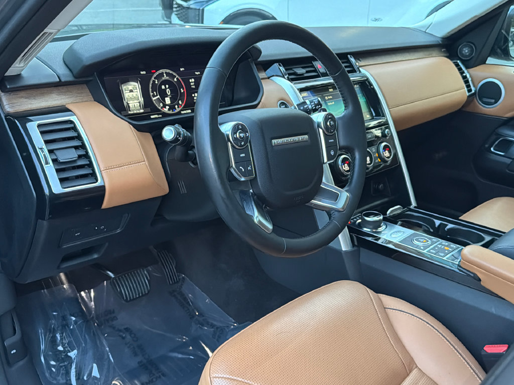 Used 2018 Land Rover Discovery HSE Luxury AWD/4WD image 20