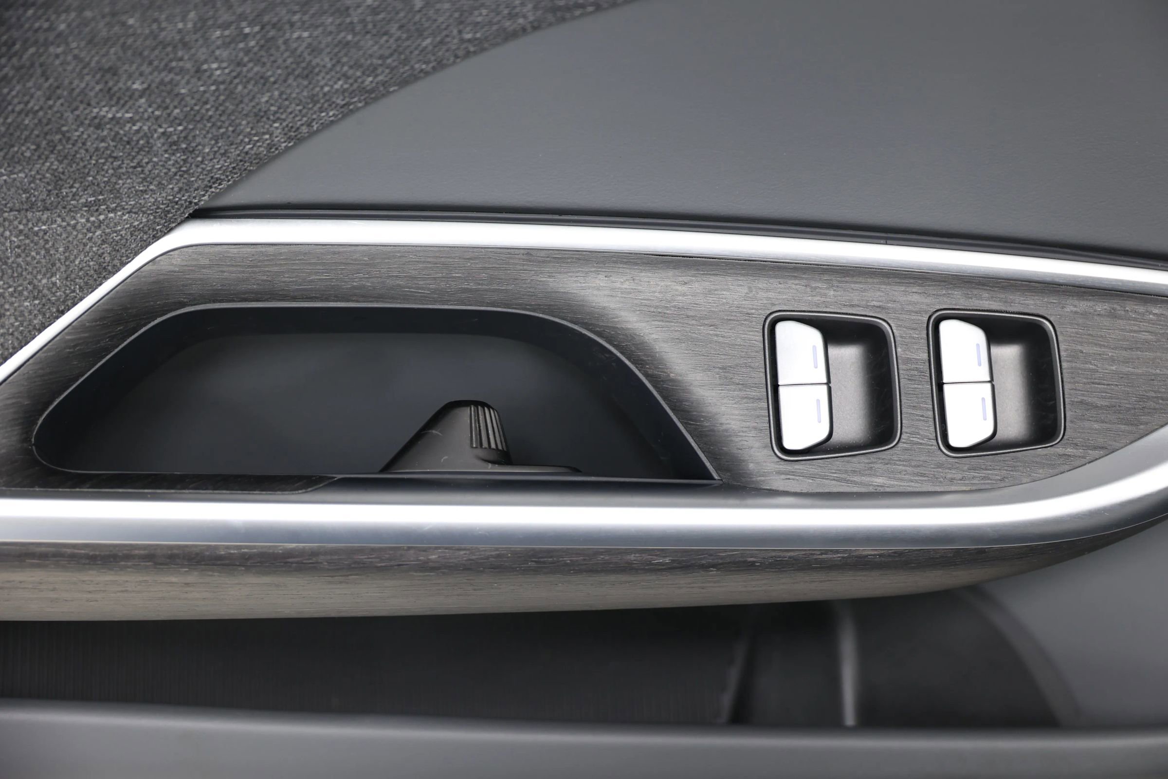 Used 2024 Lucid Air Pure image 11