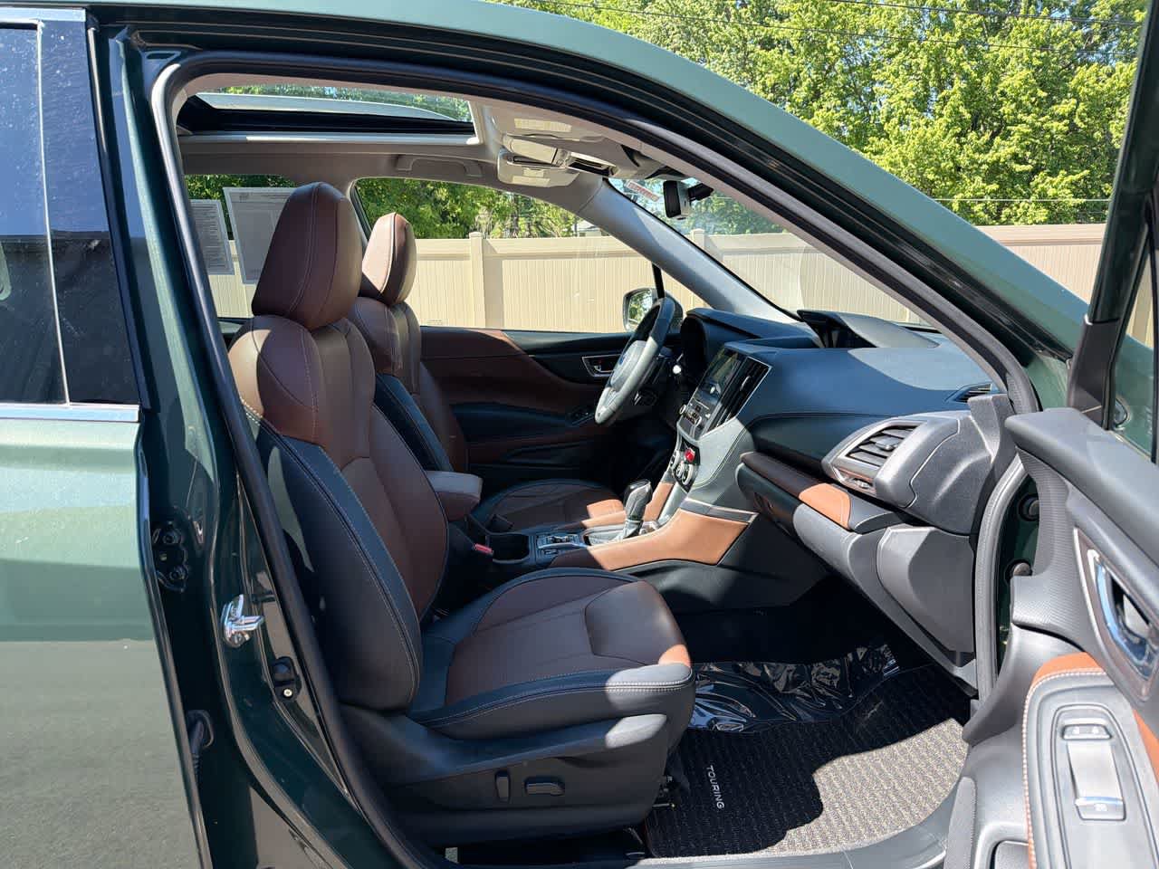 Certified 2023 Subaru Forester Touring AWD/4WD image 27