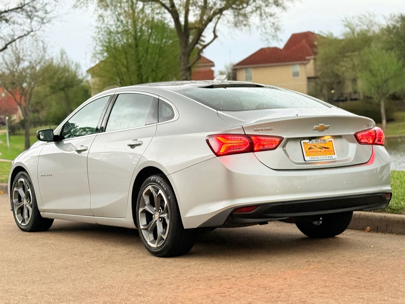 Used 2020 Chevrolet Malibu LT image 9