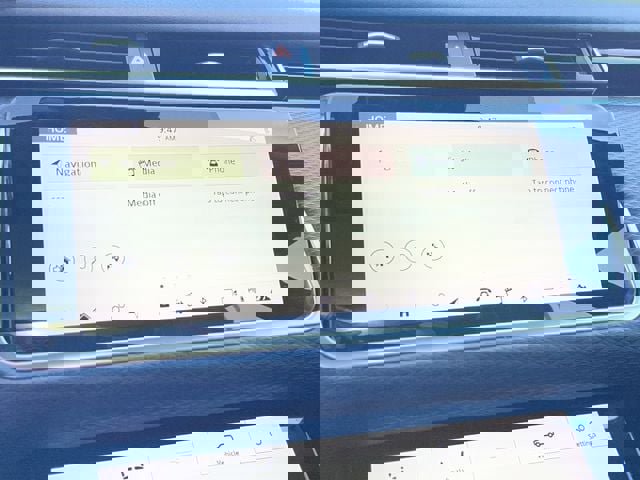 Used 2020 Land Rover Range Rover Velar R-Dynamic S image 17