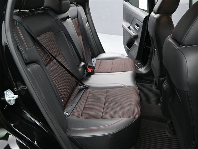 Used 2025 Nissan Kicks SR image 15