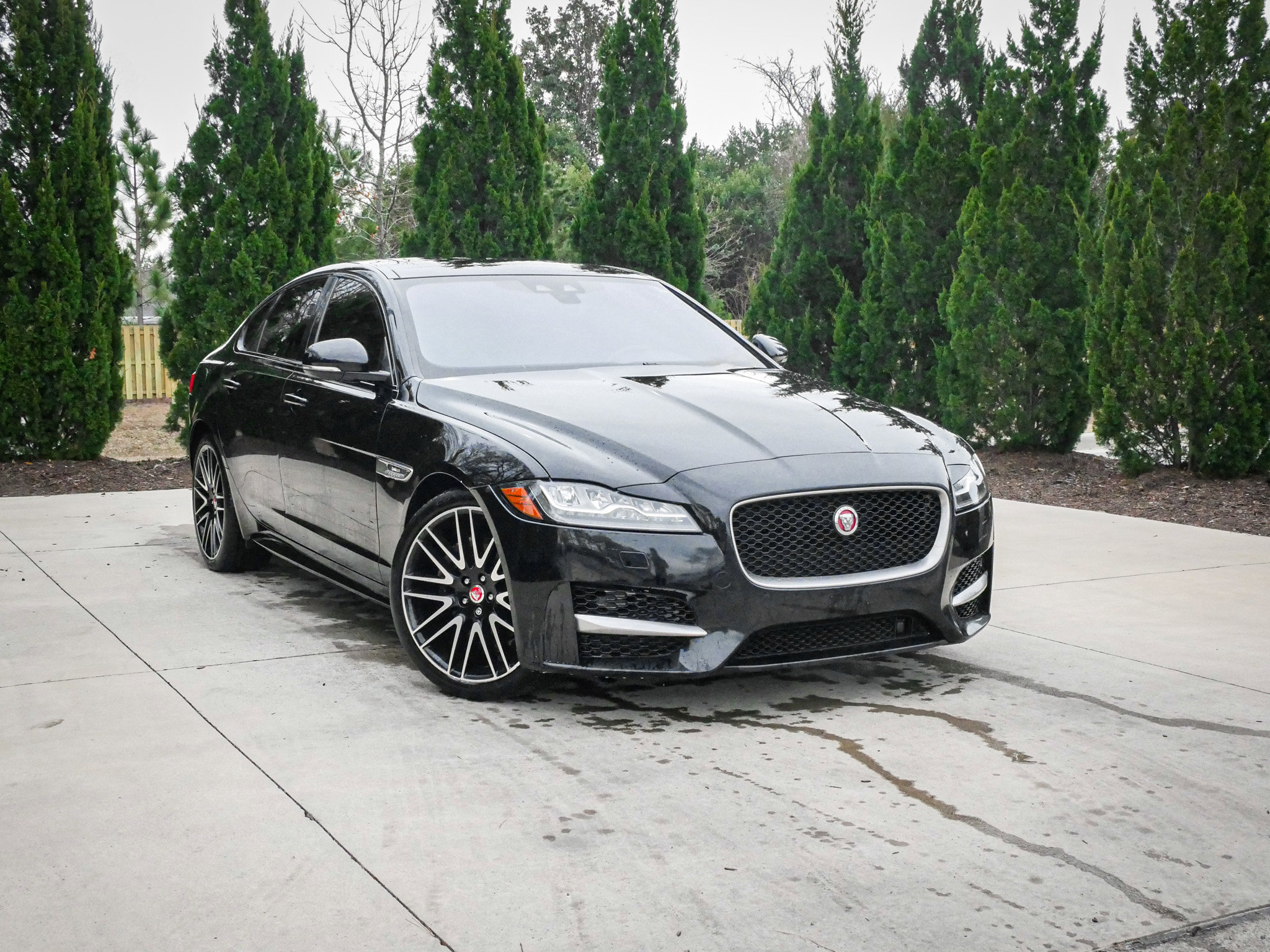 Used 2018 Jaguar XF R-Sport video 2