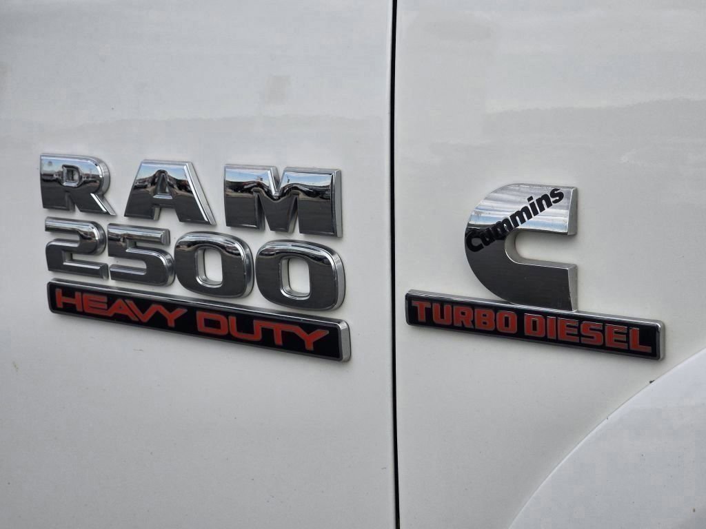 Used 2018 RAM 2500 Laramie w/ Cold Weather Group image 34