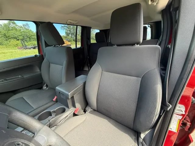 Used 2009 Jeep Liberty Sport AWD/4WD image 13
