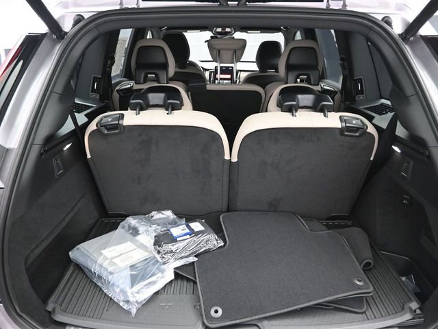 Used 2026 Volvo XC90 B6 Plus w/ Protection Package Premier AWD/4WD image 24