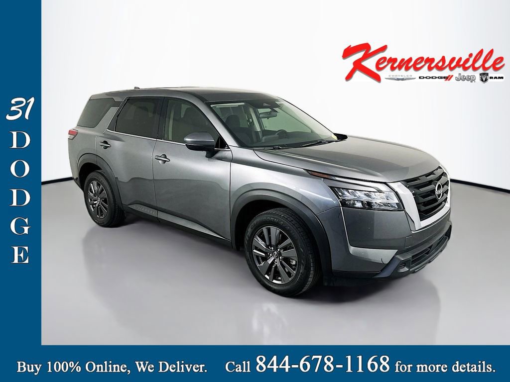 Used 2022 Nissan Pathfinder S FWD image 1