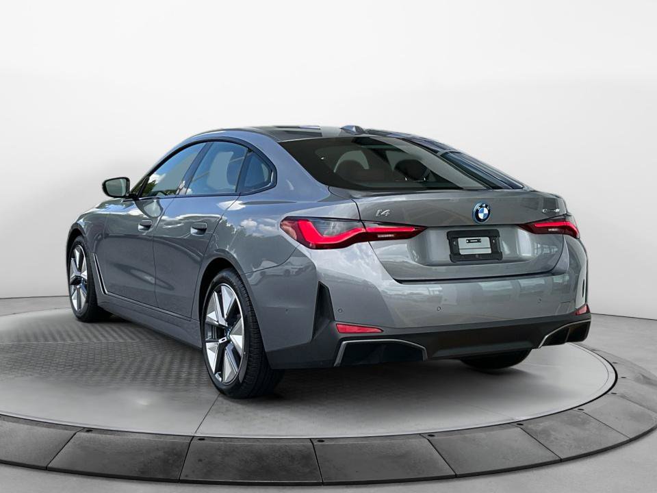 Used 2023 BMW i4 eDrive40 RWD image 5