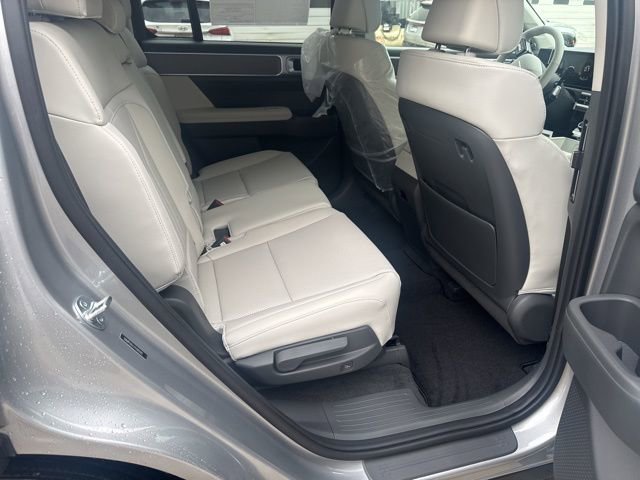 New 2026 Hyundai Santa Fe SEL FWD image 15