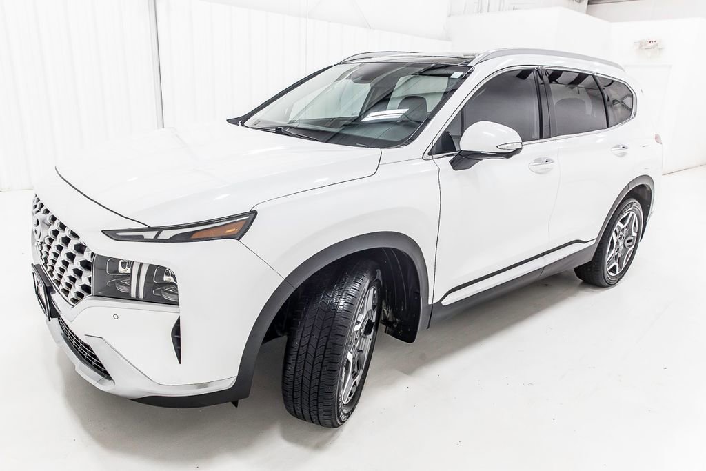 Used 2022 Hyundai Santa Fe Limited FWD image 2