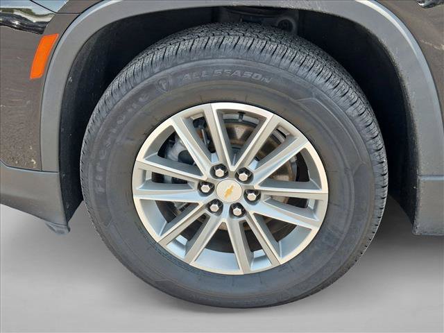 Used 2023 Chevrolet Traverse LT FWD image 21