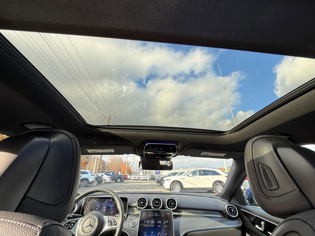 Used 2022 Mercedes-Benz C 300 4MATIC Sedan image 19