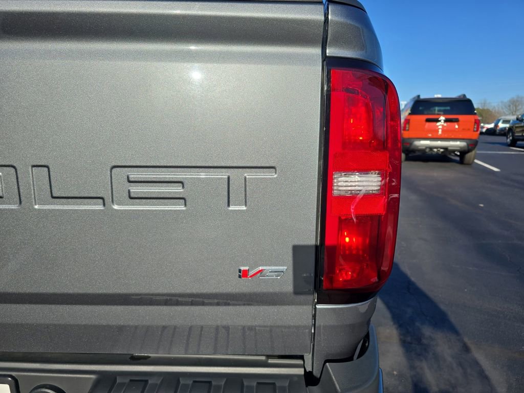 Used 2022 Chevrolet Colorado Z71 w/ Safety Package image 35