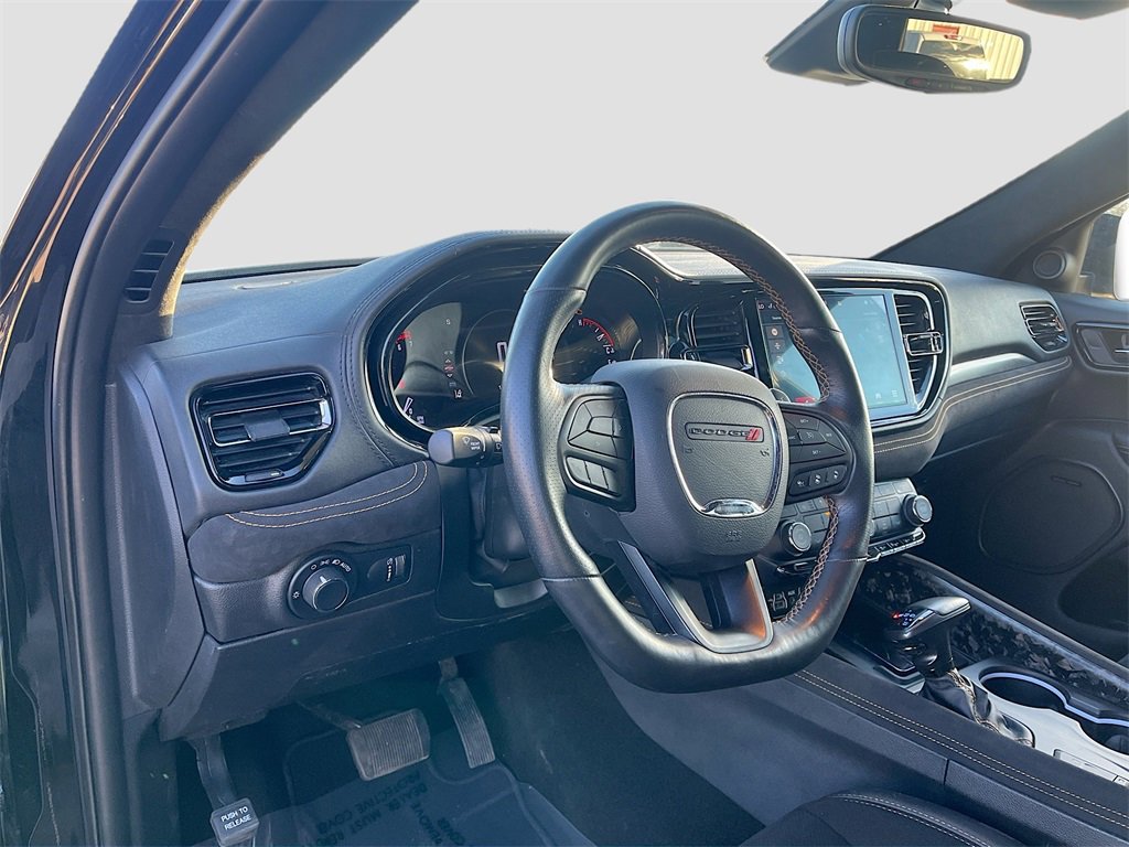 Used 2023 Dodge Durango R/T w/ Hemi Orange Plus Package image 9