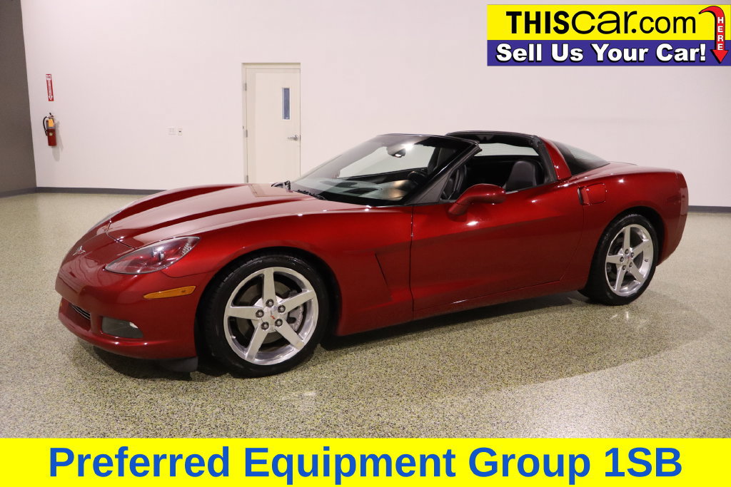 Used 2005 Chevrolet Corvette Coupe w/ Preferred Equipment Group RWD image 16