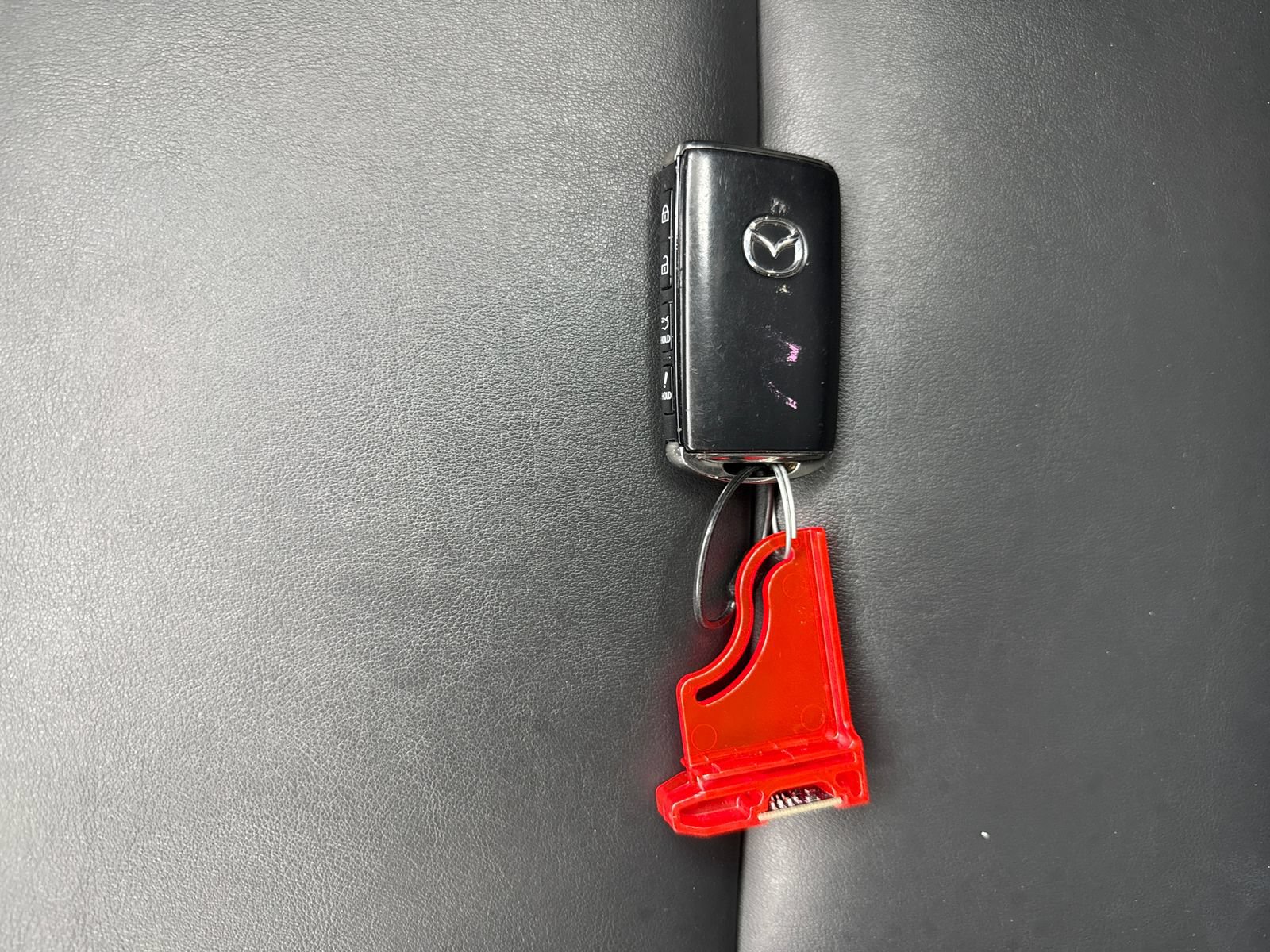 Used 2024 MAZDA MAZDA3 s FWD image 54