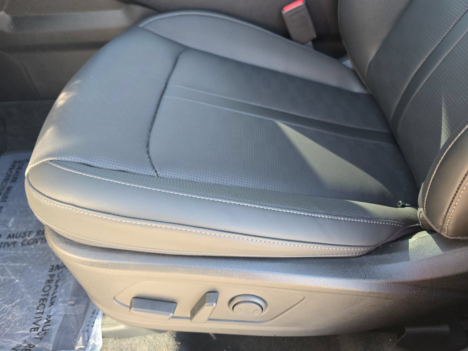 New 2026 Kia Sorento S w/ S Panoramic Sunroof Package FWD image 31