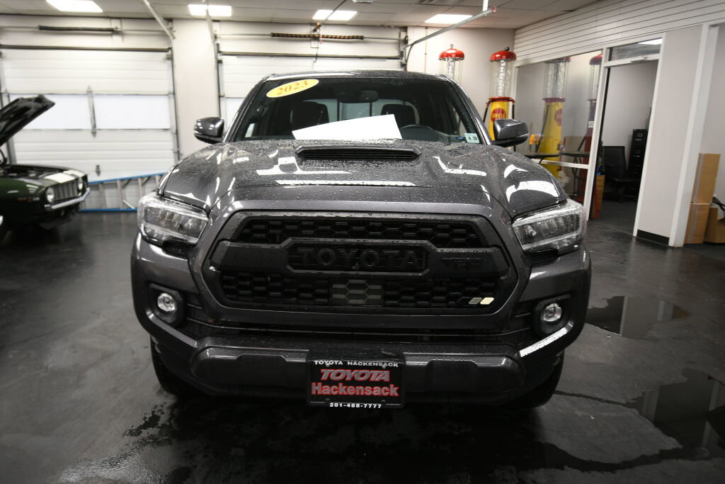 Certified 2023 Toyota Tacoma TRD Sport image 2