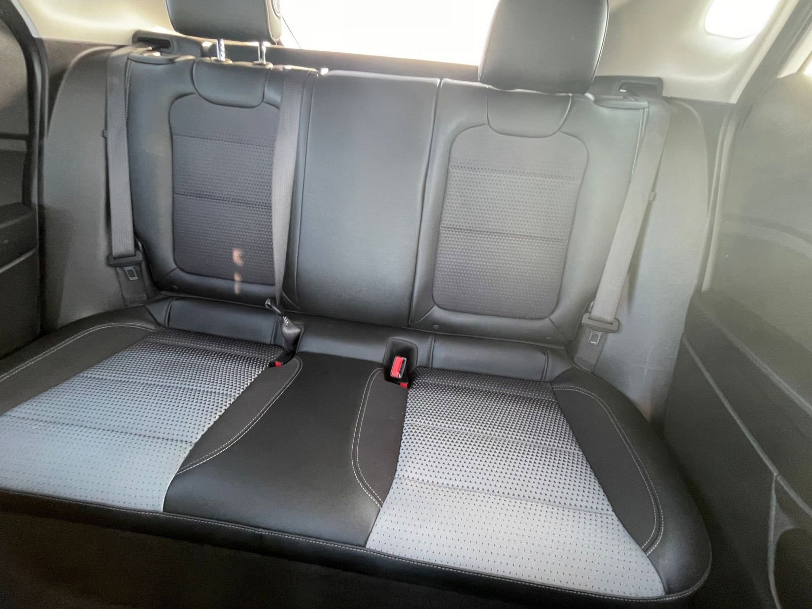 Used 2025 Chevrolet Trax LT w/ LT Convenience Package image 35