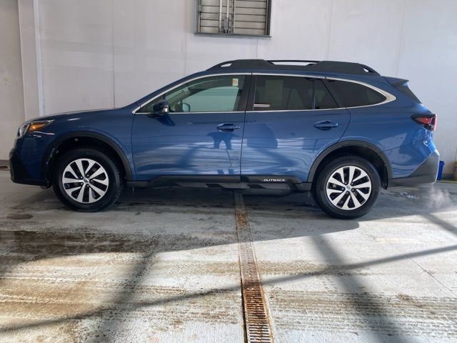 Used 2021 Subaru Outback Premium image 8